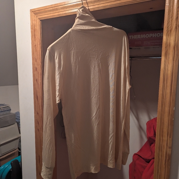 Vintage L.L. Bean Sheer Turtle Neck.             2 - Picture 4 of 7